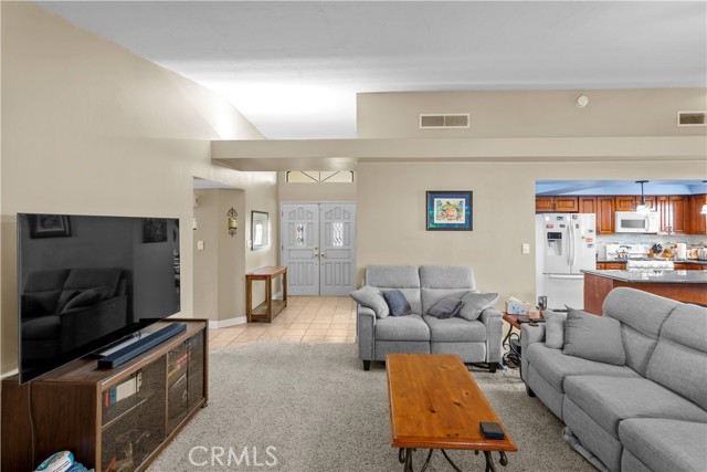 Detail Gallery Image 18 of 38 For 9800 Yarnell Ave, Bakersfield,  CA 93312 - 3 Beds | 2 Baths