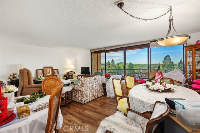 Detail Gallery Image 16 of 70 For 24055 Paseo Del Lago #411,  Laguna Woods,  CA 92637 - 1 Beds | 1/1 Baths