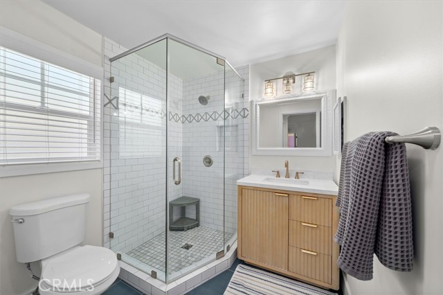 5535 W 142nd Place, Hawthorne CA: https://media.crmls.org/medias/22d97d6e-c2b4-4e36-9fc8-207b3ae809bf.jpg