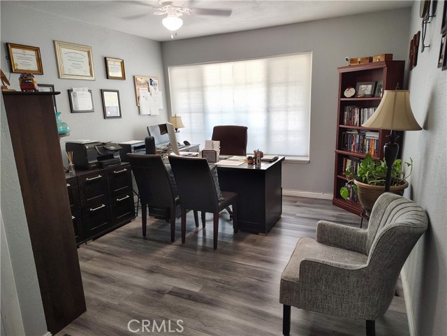 Detail Gallery Image 8 of 17 For 10467 California Ave, Riverside,  CA 92505 - 4 Beds | 2 Baths