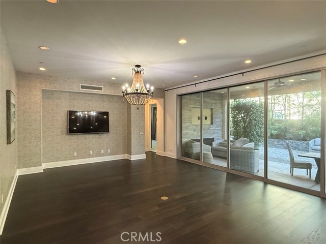 Front Image Thumbnail for CRWS26016148