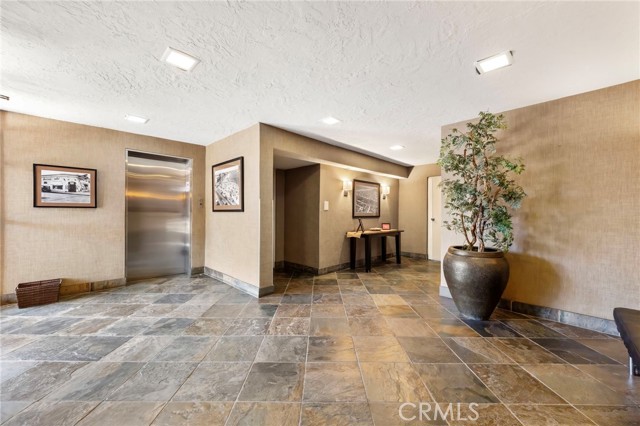 Detail Gallery Image 27 of 41 For 201 Bay Shore Ave #104,  Long Beach,  CA 90803 - 2 Beds | 2 Baths