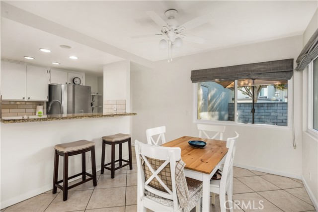 Detail Gallery Image 11 of 42 For 5573 E Vista Del Rio, Anaheim,  CA 92807 - 2 Beds | 2/1 Baths