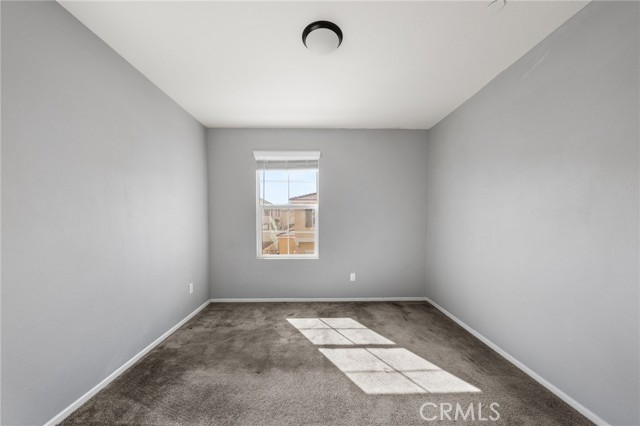 Detail Gallery Image 18 of 40 For 17181 Gray Pine Pl, San Bernardino,  CA 92407 - 3 Beds | 2/1 Baths