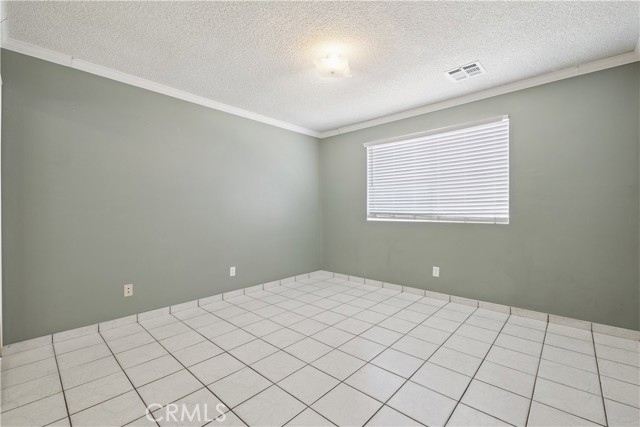 18627 Arminta Street, Reseda CA: https://media.crmls.org/medias/22dabed5-db2c-40f7-b522-6db225c35f49.jpg