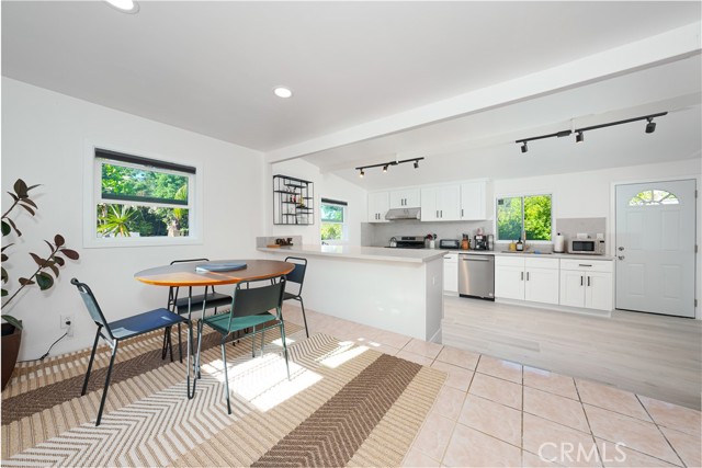 7229 Tegner Drive, Rosemead CA: https://media.crmls.org/medias/22db974a-2b5f-4ab1-9ca2-7f7f14296173.jpg