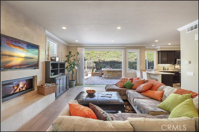 12 Lyon Ridge, Aliso Viejo CA: https://media.crmls.org/medias/22dbbfa7-f9c3-47ee-b892-2aea9aaa0597.jpg