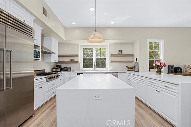 Detail Gallery Image 9 of 25 For 24992 Normans Way, Calabasas,  CA 91302 - 5 Beds | 5 Baths