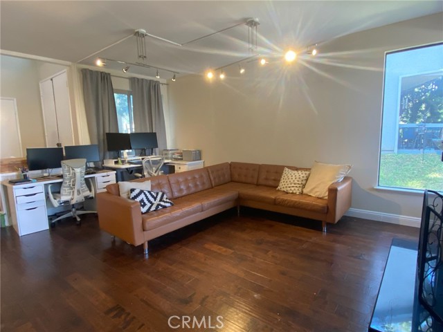 2408 N North Creek Lane, Fullerton CA: https://media.crmls.org/medias/22dc58a3-290c-4479-b8b0-270edd346915.jpg