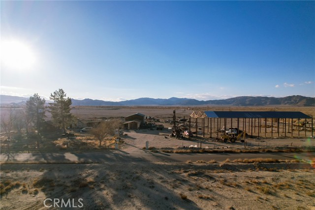 Detail Gallery Image 9 of 22 For 12800 Locust Ave, Lucerne Valley,  CA 92356 - 2 Beds | 1 Baths
