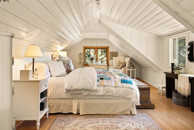 433 Milburn Road, Lake Arrowhead CA: https://media.crmls.org/medias/22de96b7-78d7-41e6-88b1-beeadd643d39.jpg
