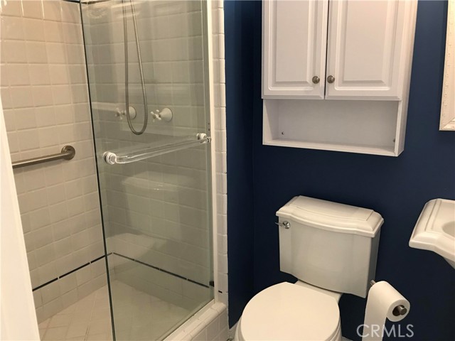 120 Diamond Avenue, Newport Beach CA: https://media.crmls.org/medias/22df9d05-e63a-4117-b781-b417da79f0fd.jpg