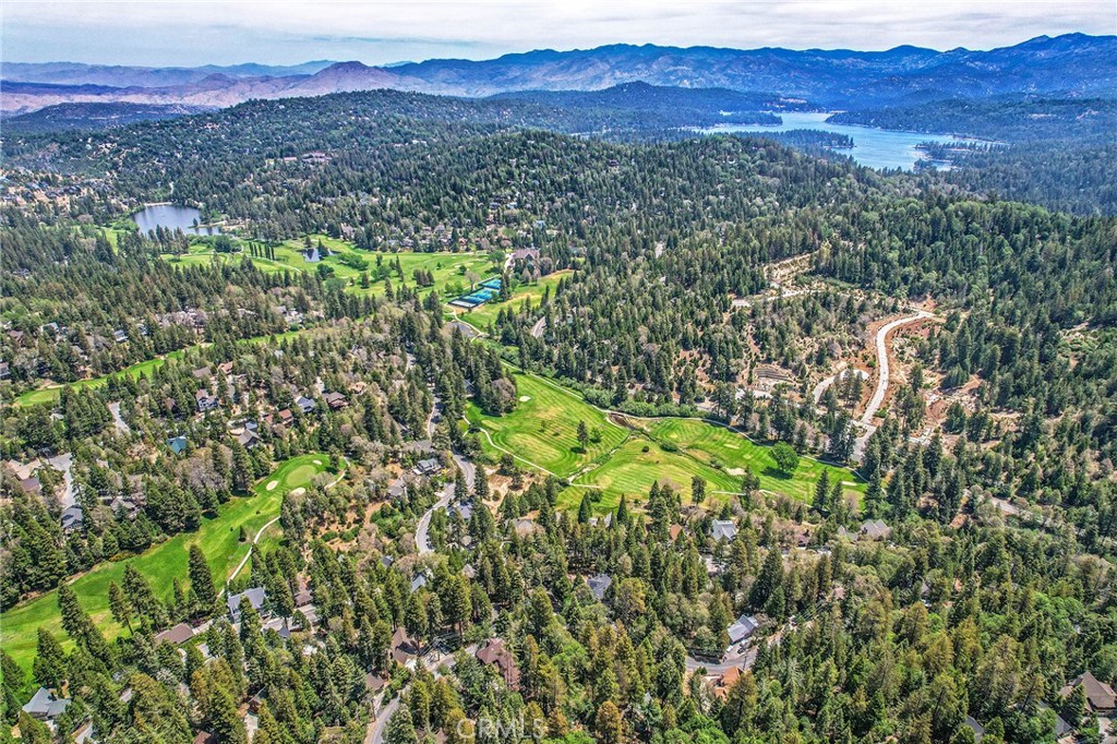 https://media.crmls.org/medias/22dfc195-808a-4a7a-a9c6-517fd27c3521.jpg?preset=X-Large