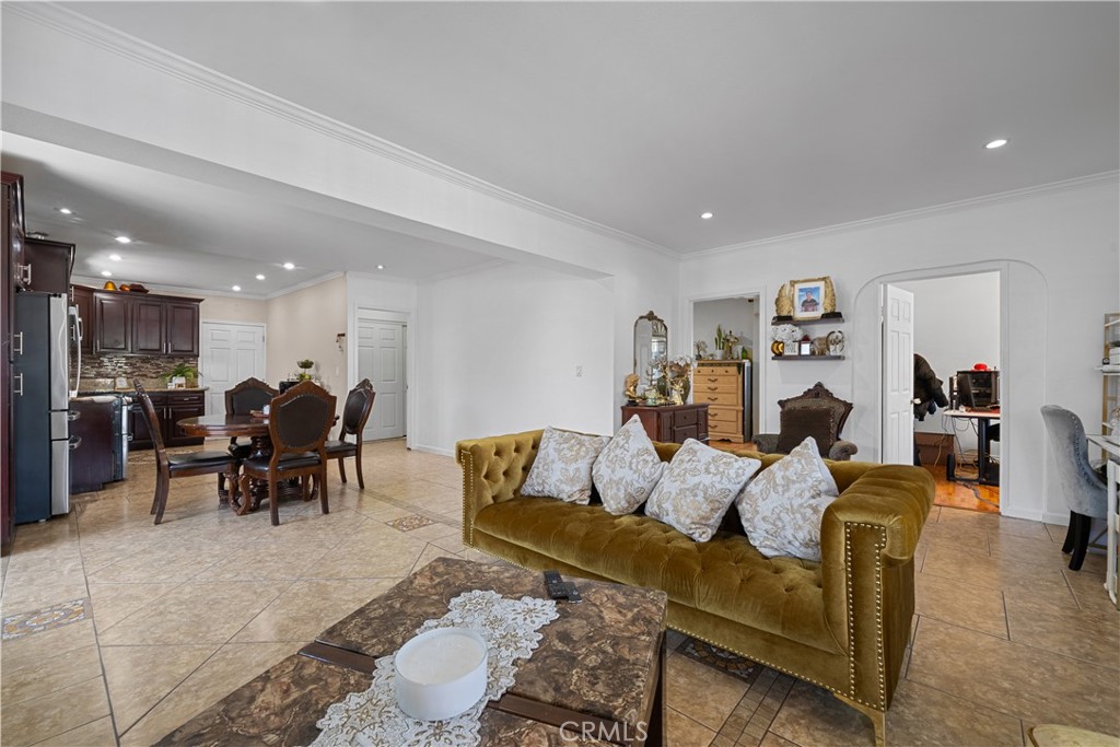 MLS #SR25066244 img 5