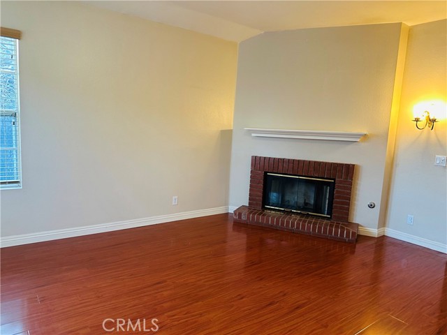 Detail Gallery Image 7 of 28 For 555 W Lemon Ave, Monrovia,  CA 91016 - 4 Beds | 2/1 Baths