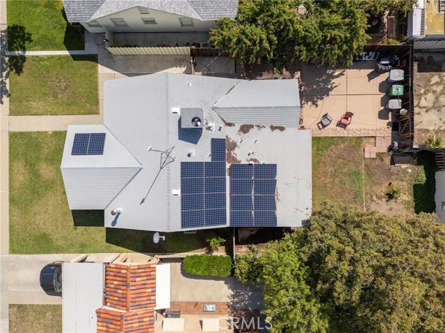221 College Avenue, Coalinga CA: https://media.crmls.org/medias/22e1695c-a98a-4c59-b8ea-26a6262fac0f.jpg