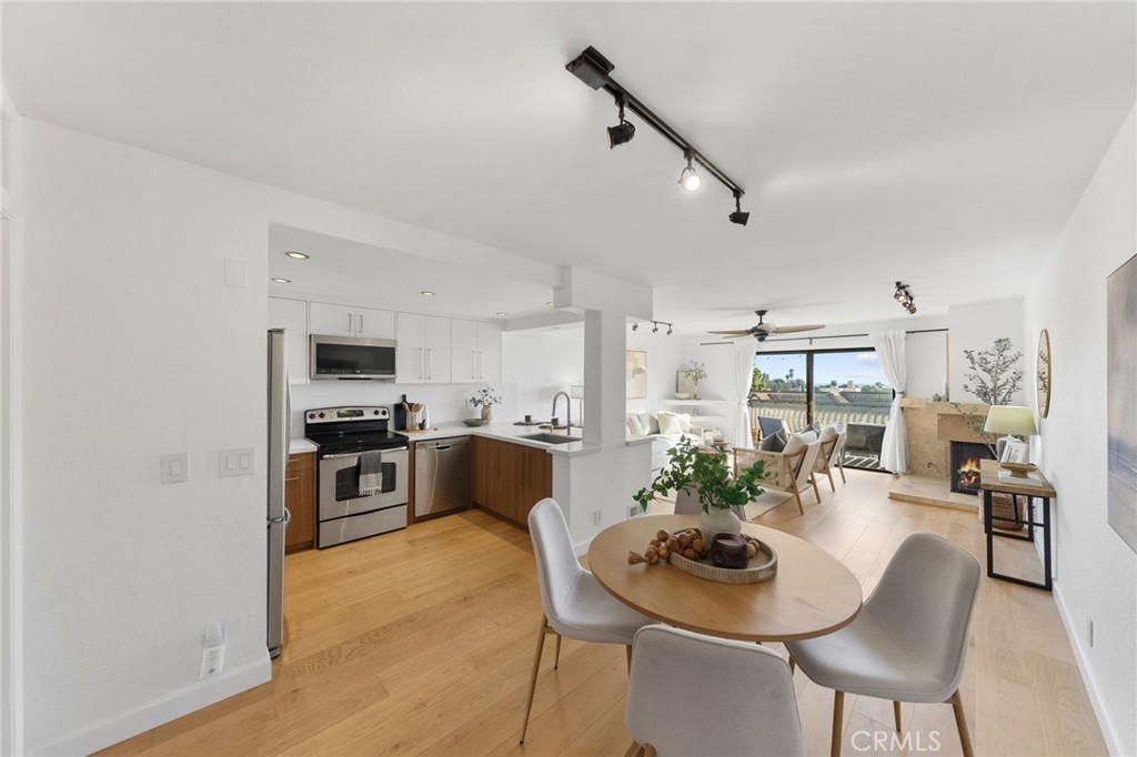 3737 Balboa Terrace - photo 9