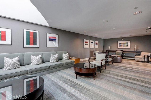 Detail Gallery Image 50 of 55 For 13600 Marina Pointe Dr #905,  Marina Del Rey,  CA 90292 - 2 Beds | 2/1 Baths