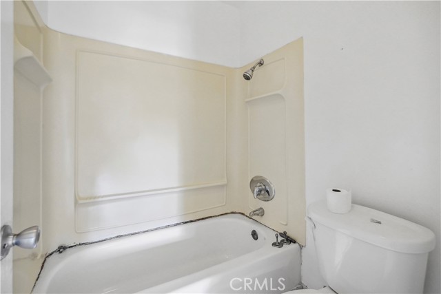 Detail Gallery Image 8 of 29 For 23515 Lyons Ave #284,  Valencia,  CA 91355 - 2 Beds | 2 Baths