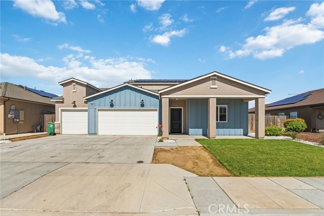 Detail Gallery Image 2 of 51 For 3503 Running Brook, Madera,  CA 93637 - 5 Beds | 2/1 Baths