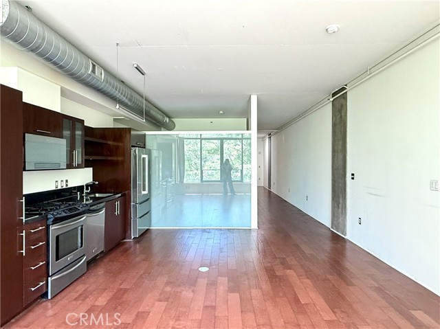 Detail Gallery Image 5 of 9 For 1111 S Grand Ave #416,  Los Angeles,  CA 90015 - 1 Beds | 1 Baths