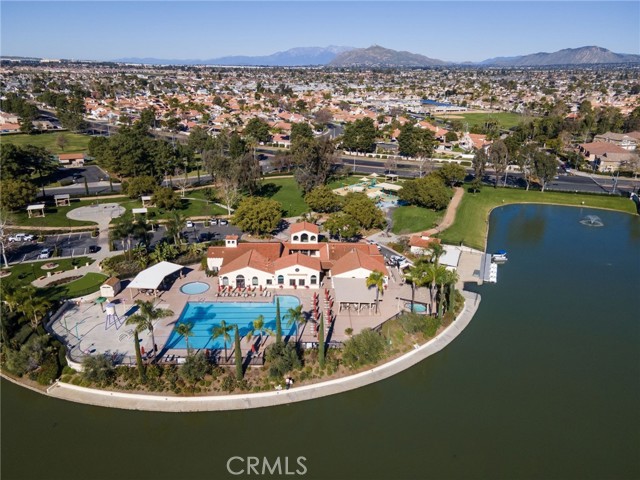 Detail Gallery Image 8 of 13 For 25962 via Elegante, Moreno Valley,  CA 92551 - 3 Beds | 2/1 Baths