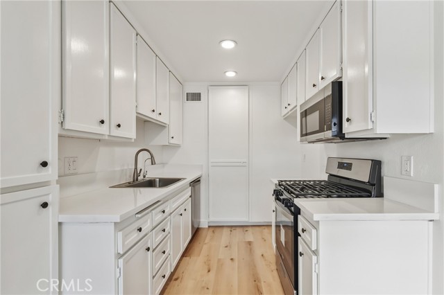 Detail Gallery Image 8 of 30 For 22958 via Nuez, Mission Viejo,  CA 92691 - 2 Beds | 1 Baths