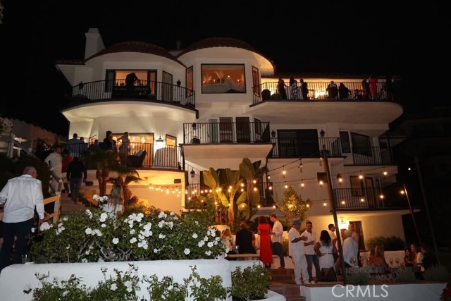 Detail Gallery Image 41 of 43 For 32061 Coast Hwy, Laguna Beach,  CA 92651 - 4 Beds | 4/2 Baths