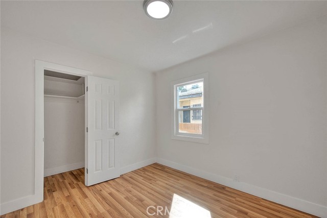 547 W 106th Street, Los Angeles CA: https://media.crmls.org/medias/22e467cd-2603-4977-87e2-ef668385fc0d.jpg