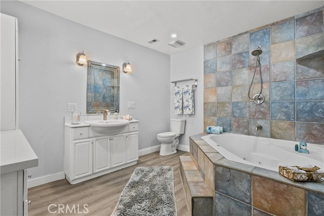 Detail Gallery Image 19 of 33 For 4550 W Avenue L2, Quartz Hill,  CA 93536 - 5 Beds | 3 Baths