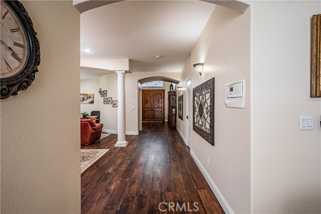 Detail Gallery Image 12 of 53 For 30614 Emperor Dr, Canyon Lake,  CA 92587 - 6 Beds | 4 Baths