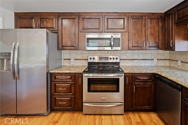 26424 Senator Avenue, Harbor City CA: https://media.crmls.org/medias/22e64ac4-72a3-4568-9d18-0a97da1fe9dd.jpg