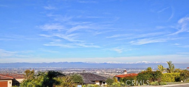 Living Room Looking out to Snowcap Mountain View