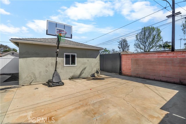 Detail Gallery Image 21 of 25 For 200 E Barclay St, Long Beach,  CA 90805 - 3 Beds | 1 Baths