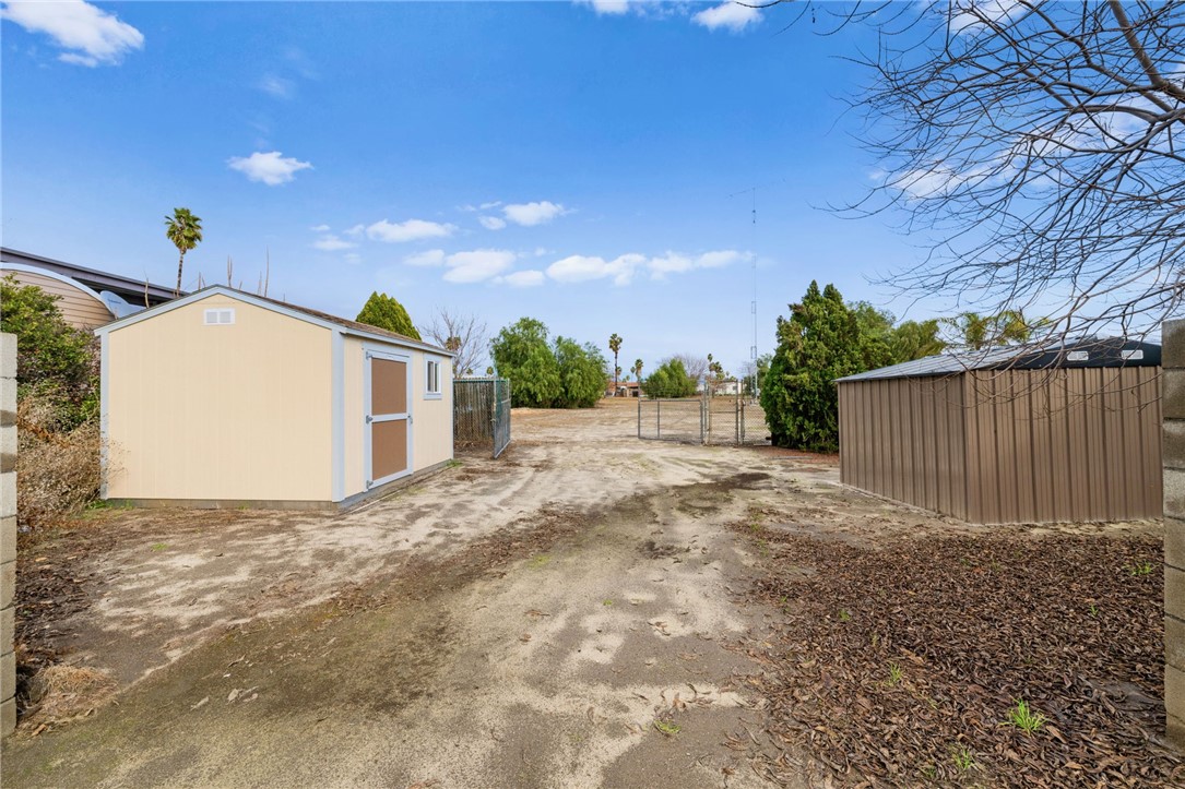 Detail Gallery Image 43 of 48 For 1170 N Palm Ave, Hemet,  CA 92543 - 4 Beds | 3/1 Baths