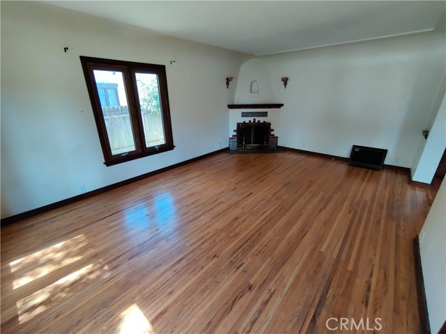 3569 Bandini Avenue, Riverside CA: https://media.crmls.org/medias/22e90fae-10bd-4f26-ad7e-5bffcd07f0ef.jpg