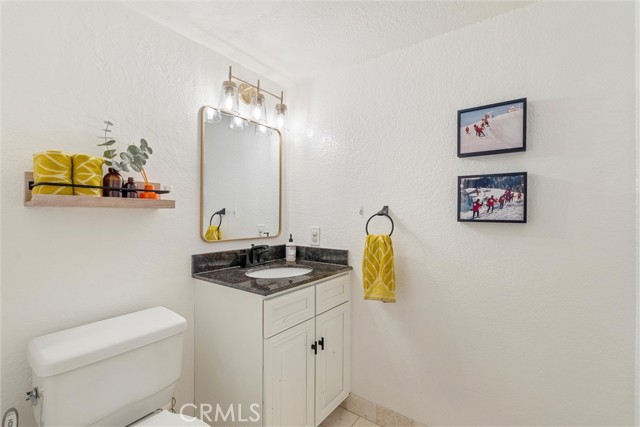 Detail Gallery Image 19 of 30 For 2730 W Segerstrom Ave #C,  Santa Ana,  CA 92704 - 2 Beds | 1/1 Baths