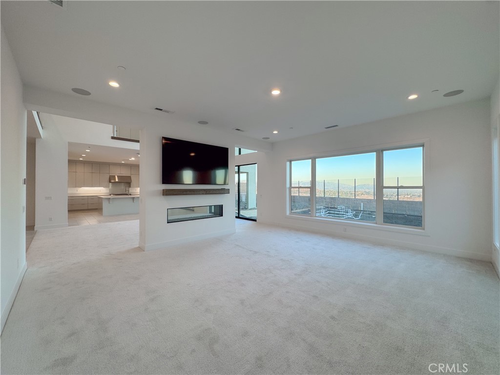 MLS #OC25257810 image #7