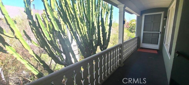 4522 Saint Elmo Drive, Los Angeles CA: https://media.crmls.org/medias/22e9d0ef-1a6b-444f-8962-e0ebca7b1817.jpg