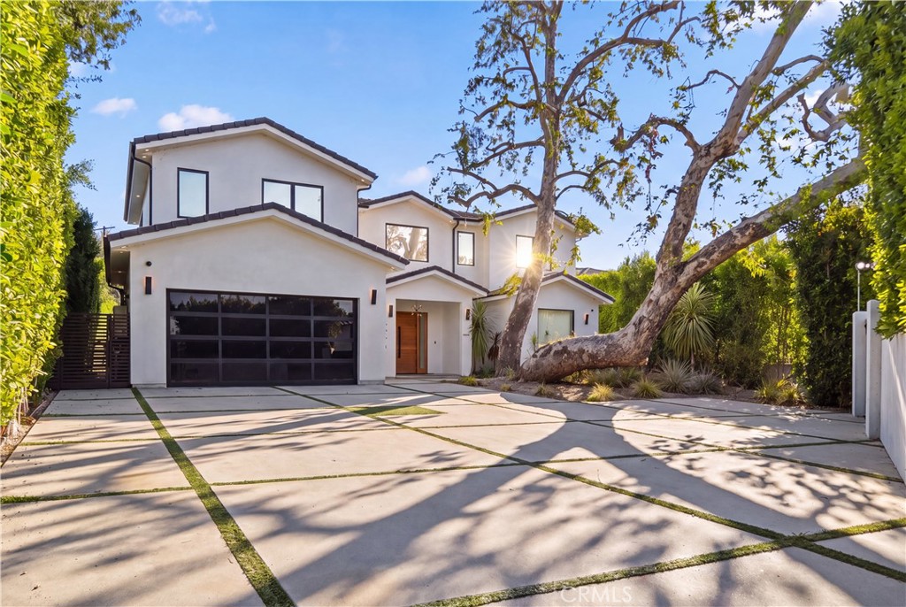 23262 Gonzales Drive — image 1