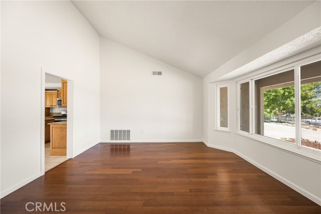 Detail Gallery Image 20 of 73 For 16481 Valle Vista Way, Riverside,  CA 92506 - 5 Beds | 3 Baths