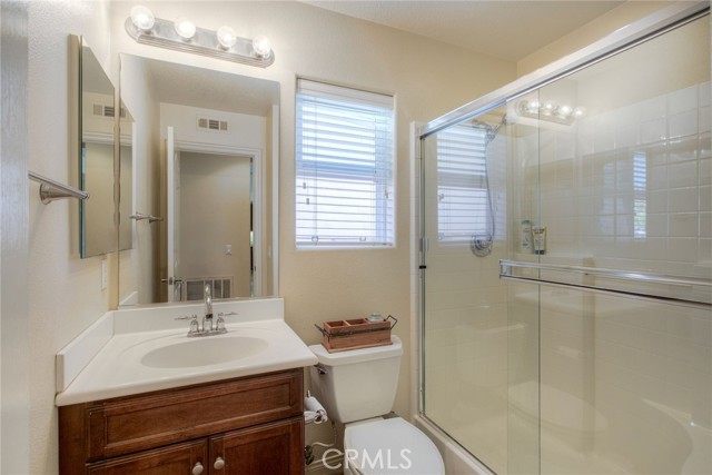 Detail Gallery Image 22 of 46 For 30005 Mickelson Way, Murrieta,  CA 92563 - 5 Beds | 3 Baths