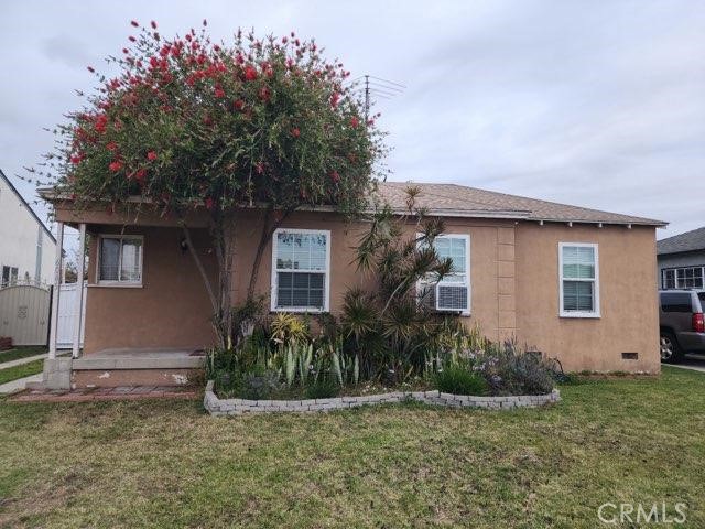 Detail Gallery Image 3 of 22 For 6045 Harding Ave, South Gate,  CA 90280 - 2 Beds | 2 Baths
