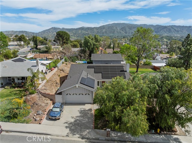 Detail Gallery Image 2 of 54 For 28442 Alder Peak, Canyon Country,  CA 91387 - 5 Beds | 3 Baths