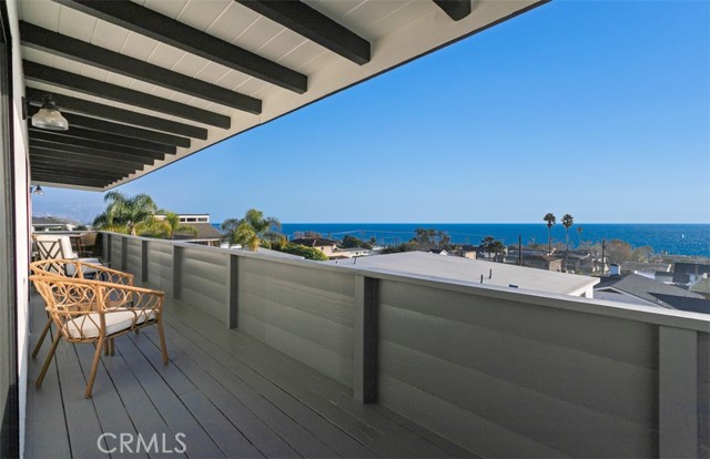 Detail Gallery Image 18 of 46 For 284 Chiquita, Laguna Beach,  CA 92651 - 4 Beds | 2/2 Baths
