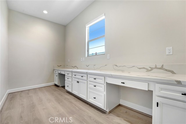 Detail Gallery Image 8 of 40 For 21201 Wildflower Way, Chatsworth,  CA 91311 - 5 Beds | 5 Baths