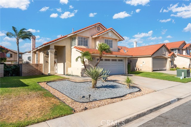 Image 2 for 15372 Lantern Ln, Fontana, CA 92336