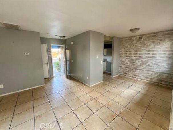 16770 SAN BERNARDINO, Fontana CA: https://media.crmls.org/medias/22efa681-f18e-4e6f-9cec-d86ae946fc9f.jpg