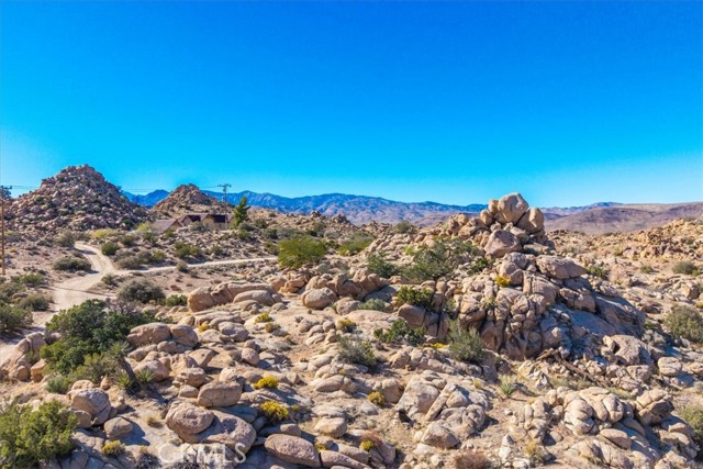 Detail Gallery Image 2 of 57 For 55499 Skyline Ranch Rd, Pioneertown,  CA 92252 - – Beds | – Baths