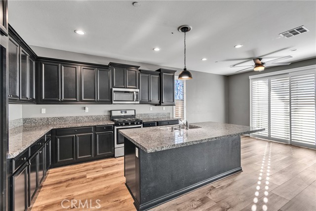 Detail Gallery Image 16 of 40 For 29543 Laredo, Menifee,  CA 92584 - 4 Beds | 2 Baths